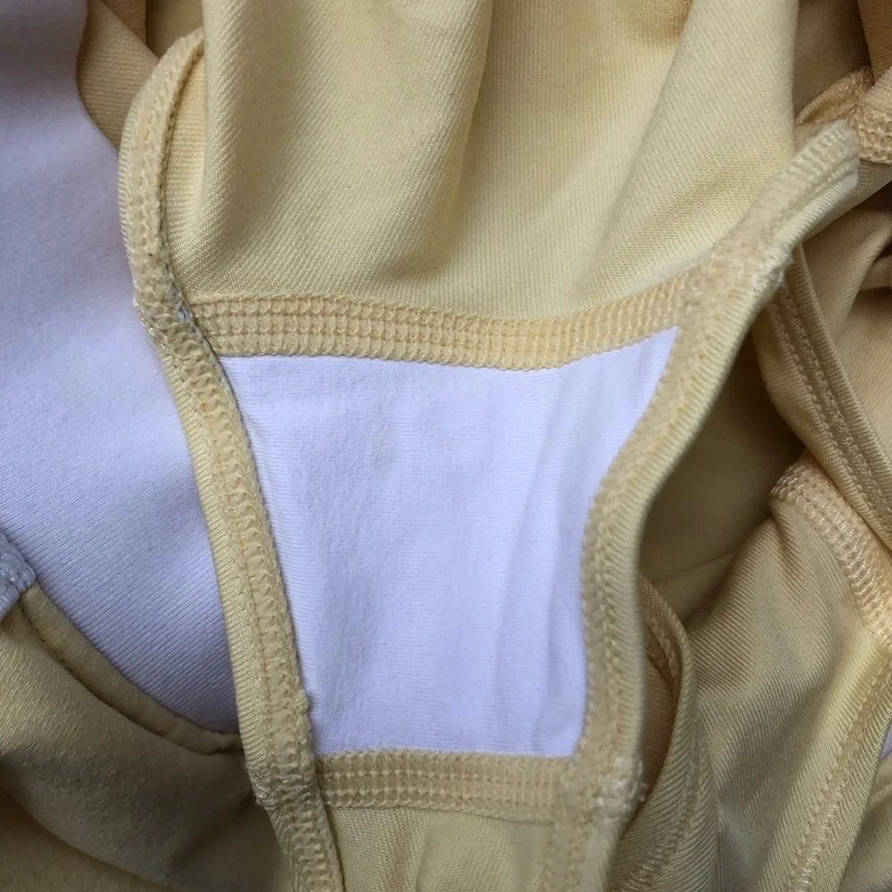 Alo Yoga Airbrush Streamlined Skirt Warm Butter/White XS